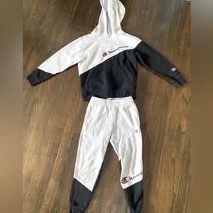 Champion set, hoodie size 7, pants size 6